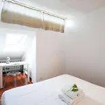 Bertola House 公寓 *